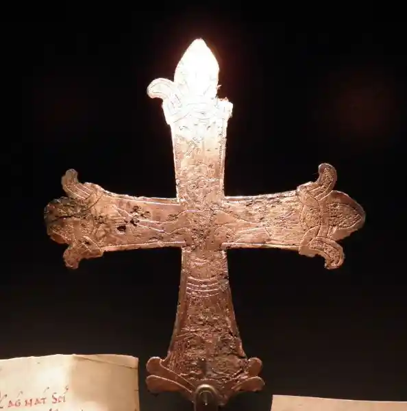 The Veinge processional cross (11th century)